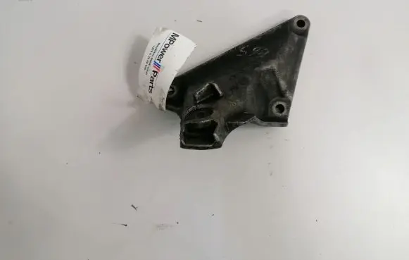 BMW 7 E65 E66 Engine mounting bracket 6770005