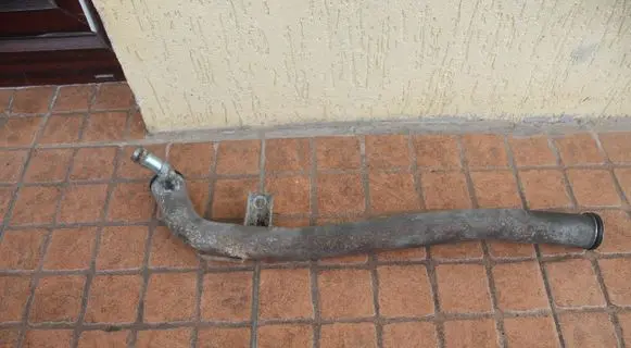 Mitsubishi Outlander Engine coolant pipe/hose 
