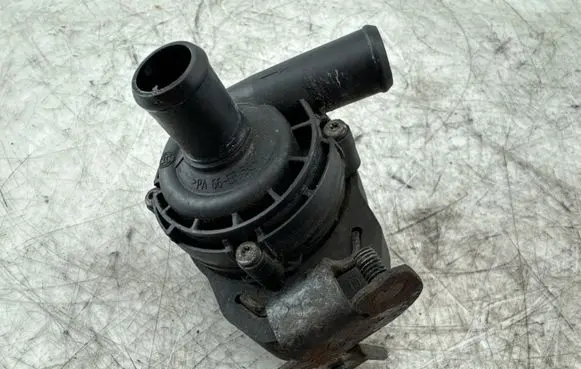 Mercedes-Benz E W211 Electric auxiliary coolant/water pump A2118350028