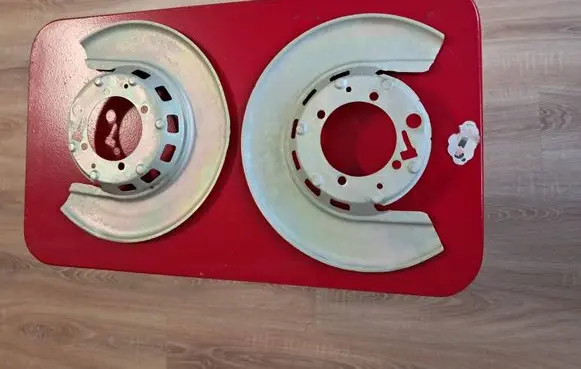 Chevrolet Corvette Rear brake disc plate dust cover 