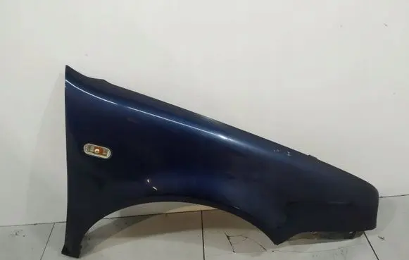 Volkswagen Golf IV Fender