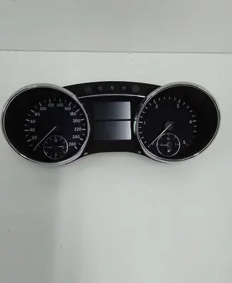 BMW 5 F10 F11 Speedometer (instrument cluster) A2C53192031 A2515403548