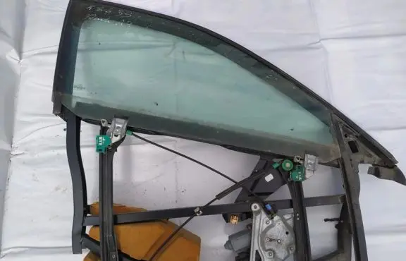 Audi A4 S4 B5 8D Sliding door window regulator with motor 8d0837398c