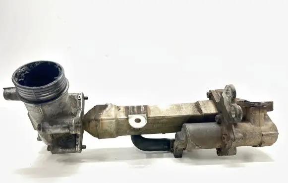 Volvo XC90 EGR valve cooler 30637142