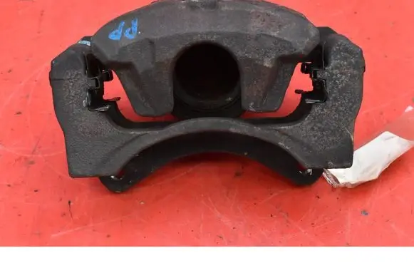 Peugeot 4008 Front brake caliper 