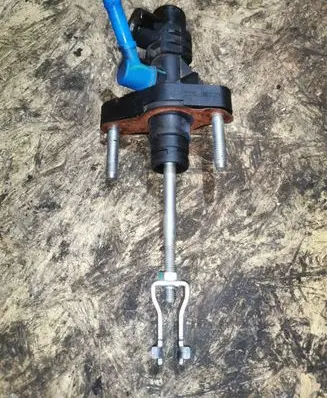 Toyota Corolla Verso AR10 Clutch master cylinder 2750621
