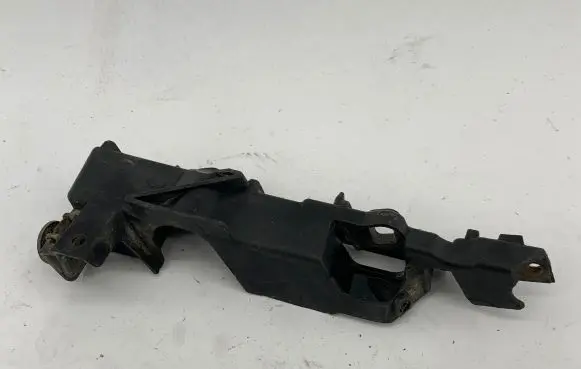 Audi A6 S6 C7 4G Front bumper mounting bracket 4G0807284