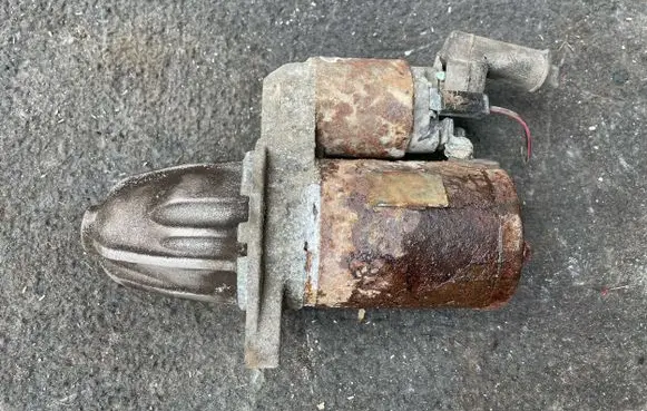 Mitsubishi Colt Starter motor 1300BENZIN