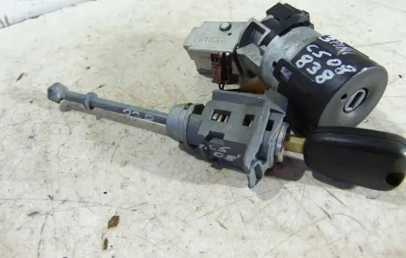 Citroen C5 Ignition lock 36410600