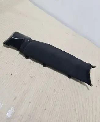 (D)pillar trim (top)