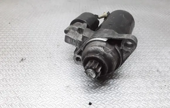 Skoda Octavia Mk1 (1U) Starter motor 1005831095