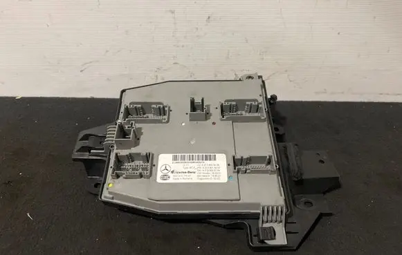 Mercedes-Benz E W213 SAM control unit a2139003008 a2139014203 a2139025104