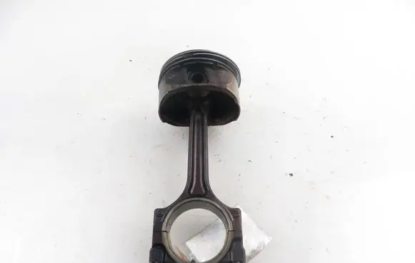 Opel Vectra C Piston with connecting rod 