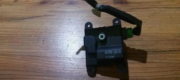 Honda Civic Air flap motor/actuator 3g70030850 11226