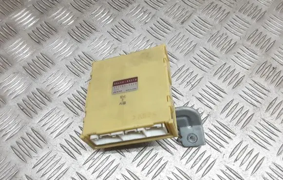 Toyota Avensis Verso Other control units/modules 8865044210 0771005520
