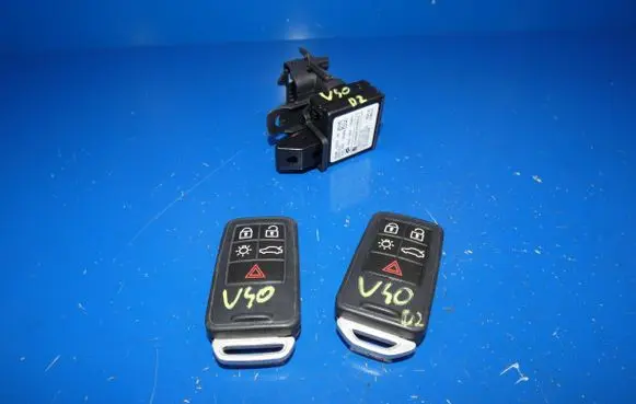 Volvo V40 Ignition lock AH4N15607AE 28227917 CCAB09LP0300T0
