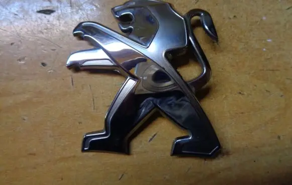 Peugeot 2008 I Manufacturers badge/model letters 9678871477