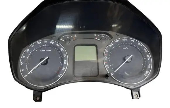 Skoda Octavia Mk2 (1Z) Speedometer (instrument cluster) 1Z0920810B A2C53032525 V3562436