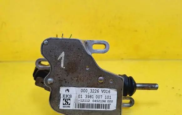 Clutch slave cylinder