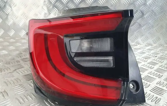 Toyota Yaris XP210 Rear/tail lights