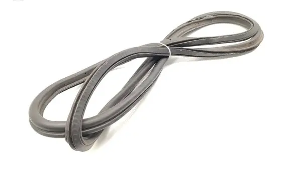 Seat Exeo (3R) Trunk rubber seal (body) 