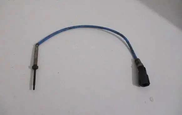 Ford C-MAX II Exhaust gas temperature sensor 6M5112B591CA