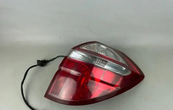 Subaru Outback Rear/tail lights 22020952