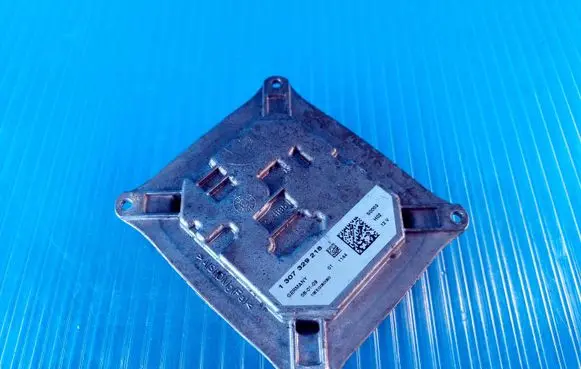 Audi A4 S4 B8 8K Headlight ballast module Xenon