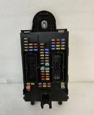 Volvo XC90 Fuse module 31682732