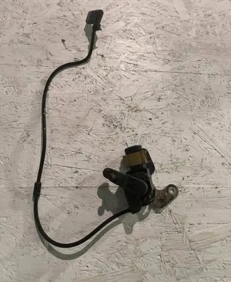 Mercedes-Benz E W212 Rear air suspension level height sensor A0035426618