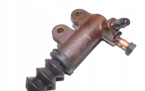 Mitsubishi Space Wagon Clutch slave cylinder 