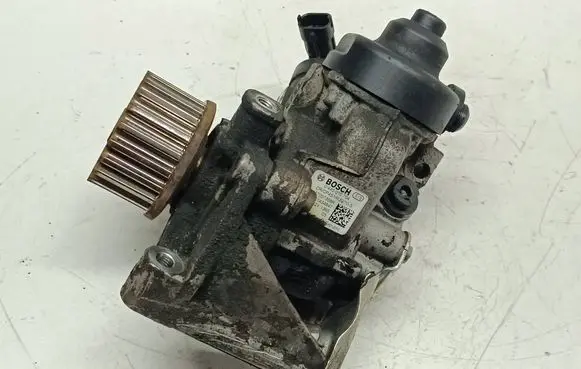 Mercedes-Benz Citan W415 Fuel injection high pressure pump 0445010704 167007358R H8201434847