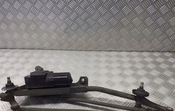 Honda Accord Front wiper linkage 