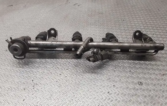 Fuel injectors set