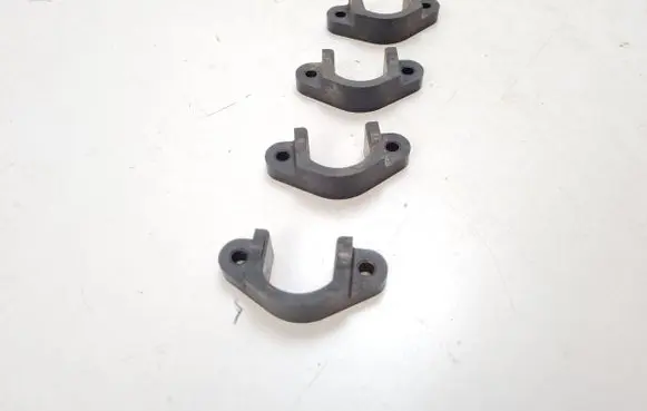 Mazda CX-7 Fuel Injector clamp holder 