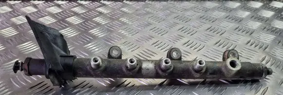 Opel Movano A Fuel main line pipe 8200023961 0445214025 001476