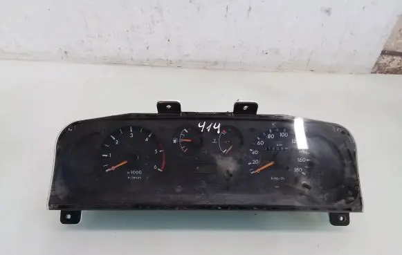 Nissan Terrano Speedometer (instrument cluster)