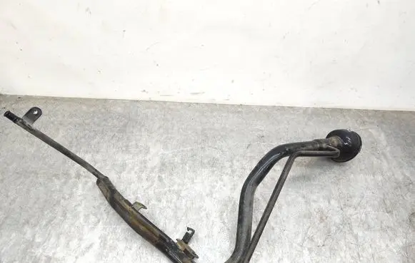Nissan Qashqai Fuel tank filler neck pipe 