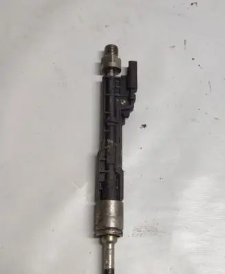 BMW 6 F12 F13 Fuel injector