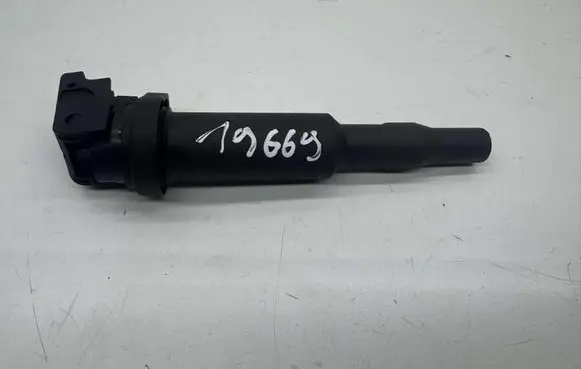 BMW 5 E60 E61 High voltage ignition coil 8647689 0221504470