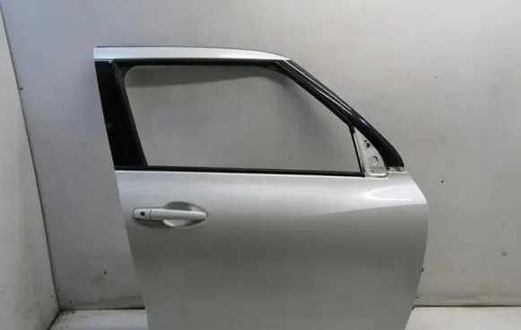 Suzuki Swift III Front door KRIS235789
