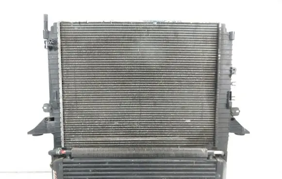 Land Rover Range Rover Sport L320 Coolant radiator 7H328T000DA