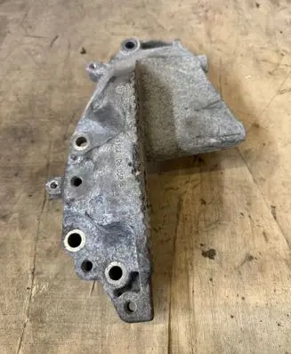 Renault Master III Engine mounting bracket 112310605R