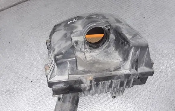 Opel Vivaro Air filter box 8200141448