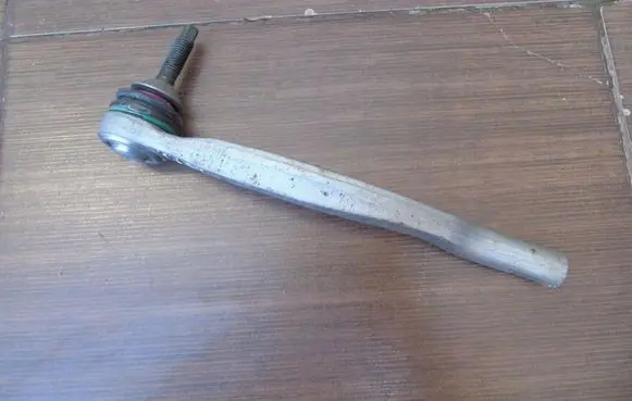 Volvo XC90 Steering tie rod end 025060204