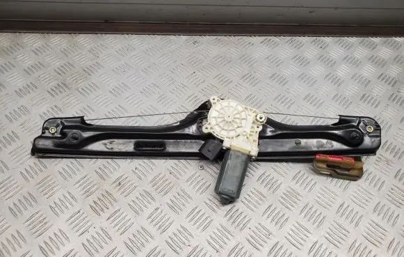 BMW X5 F15 Front door window regulator with motor 7322747