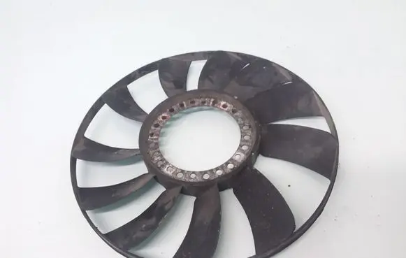 Audi A4 S4 B5 8D Fan impeller 058121301B