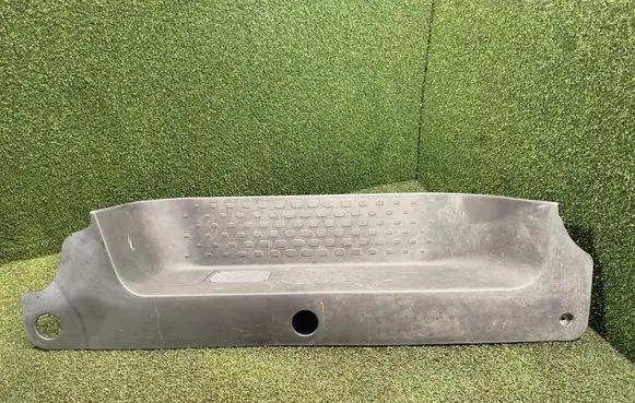 Opel Vivaro Front sill trim cover 93868844 768510190R