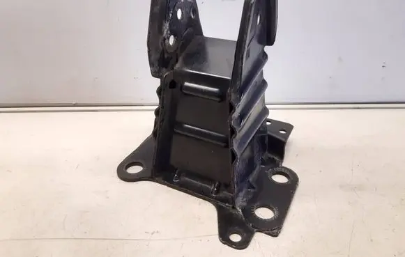 Audi A3 S3 8P Front bumper cross member 8P0807133