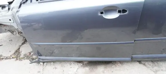 Volvo V50 Front door